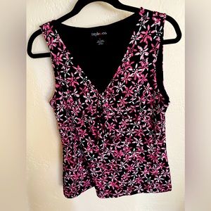 Sleeveless Stretch Floral top
